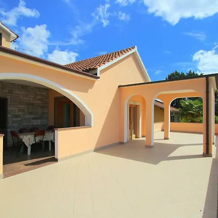 Vito Apartment Novigrad Istria
